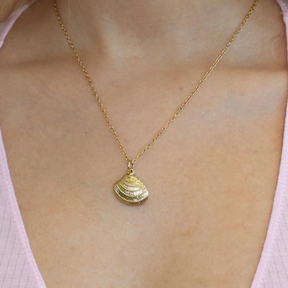 Dream Shell Necklace