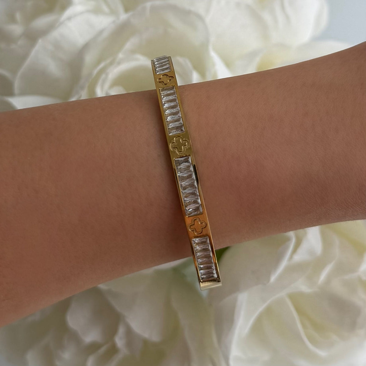 Elsa Bangle