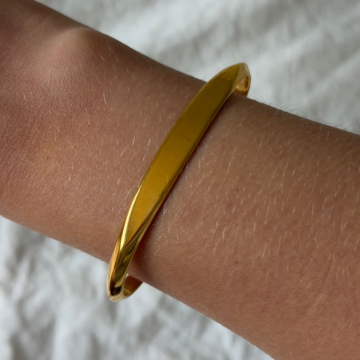 Timeless Bangle