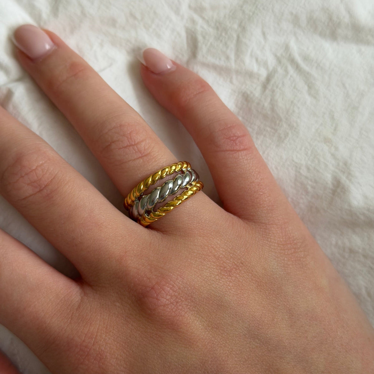Roll Call Ring